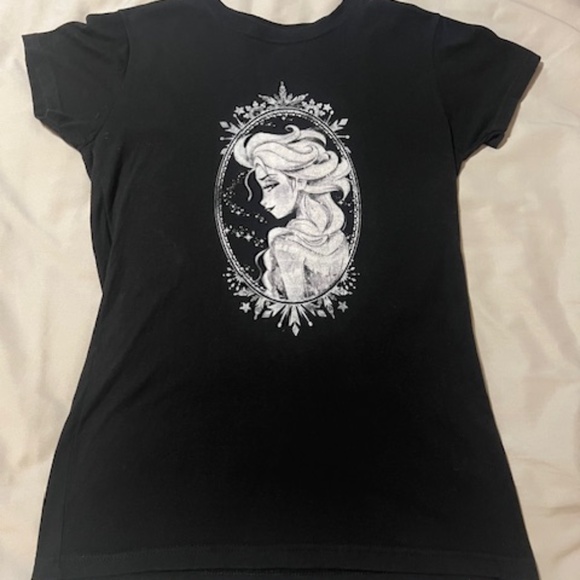 Disney ELSA tee shirt - Picture 1 of 8